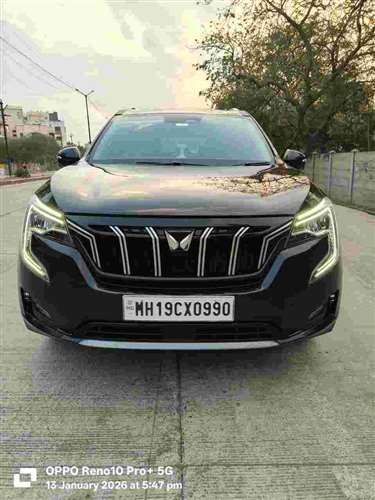 Mahindra XUV 700