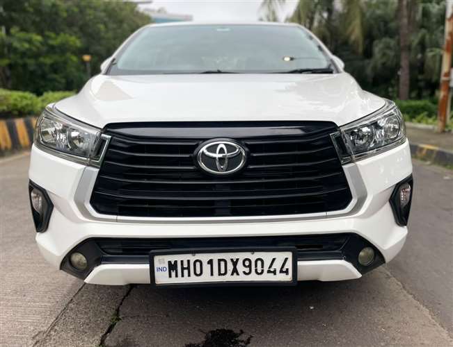 Toyota Innova Crysta