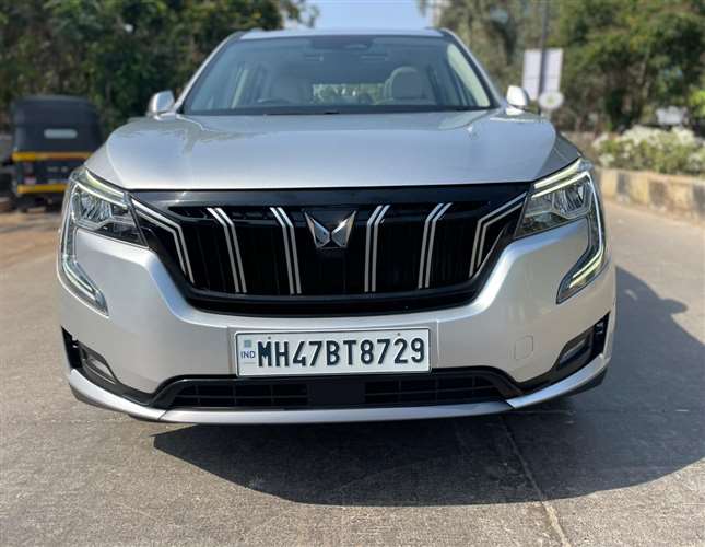 Mahindra XUV 700
