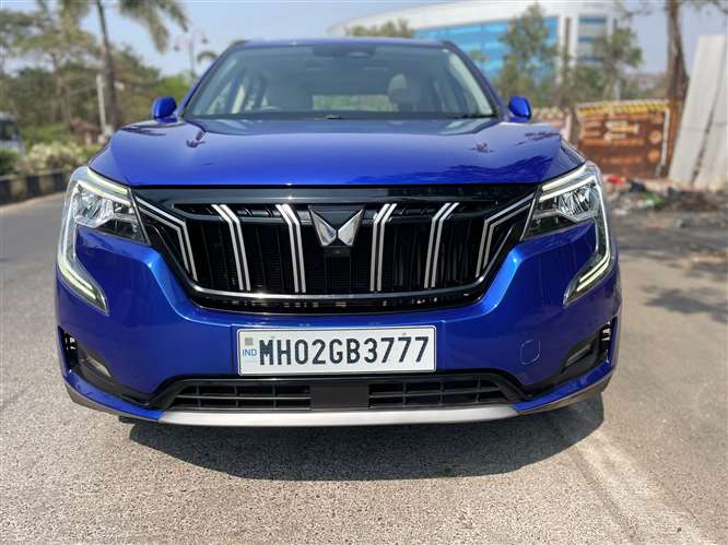 Mahindra XUV 700